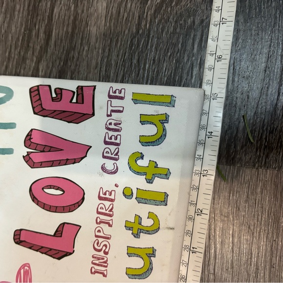 Wall decor - Picture 7 of 10